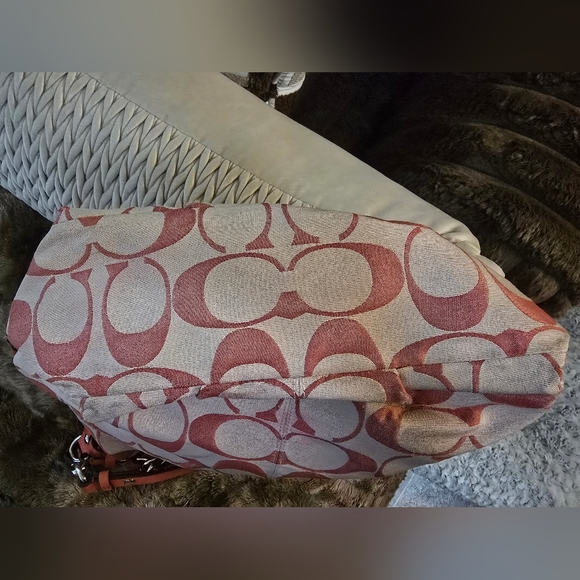 Coach Coral/Salmon Signature Pattern Bag - Rehab Project - Picture 7 of 10